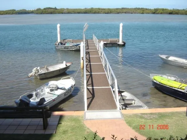 **** Aparthotel On The River Apartments Sunshine Coast Australia