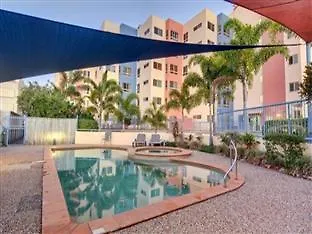 On The River Apartments Sunshine Coast 4*, Maroochydore Australia